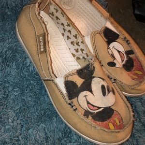 Mickey mouse crocs